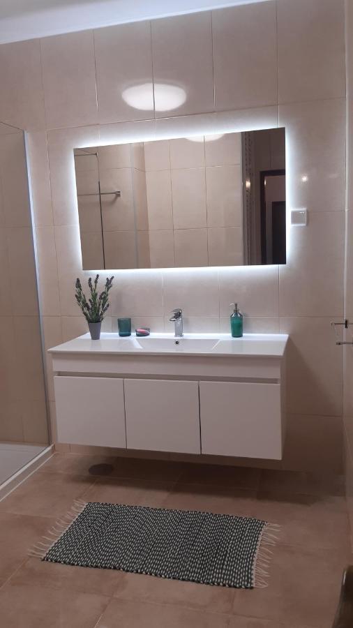 Joanita Beach Apartment Holidays Lagos Eksteriør billede